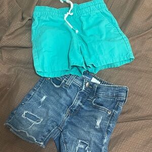 2T shorts 👶🏻5/$16